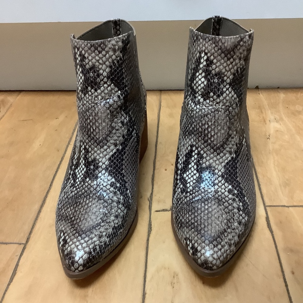 Chinese Laundry Snakeskin Booties